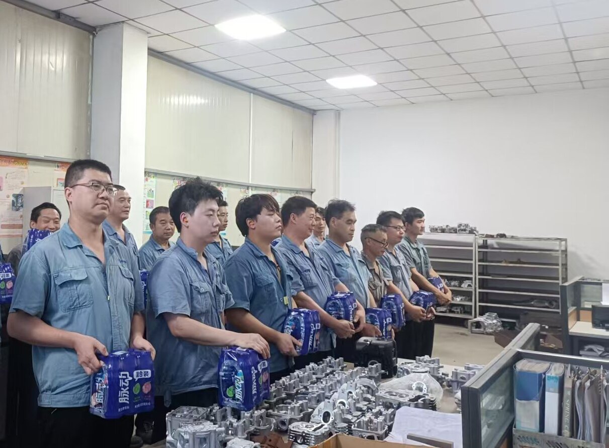 戰(zhàn)高溫、保生產(chǎn)、送清涼